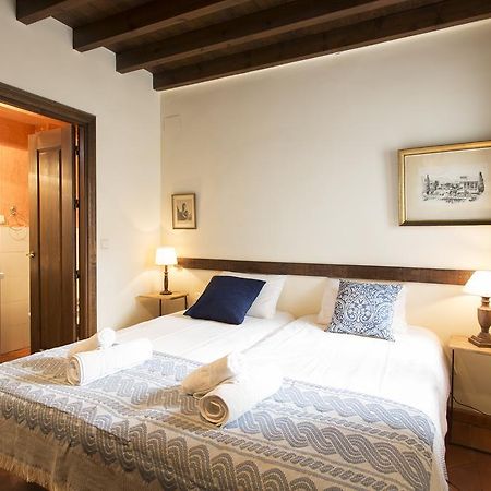 Apartamento Puerta Elvira Centro Free Parking Granada Eksteriør billede